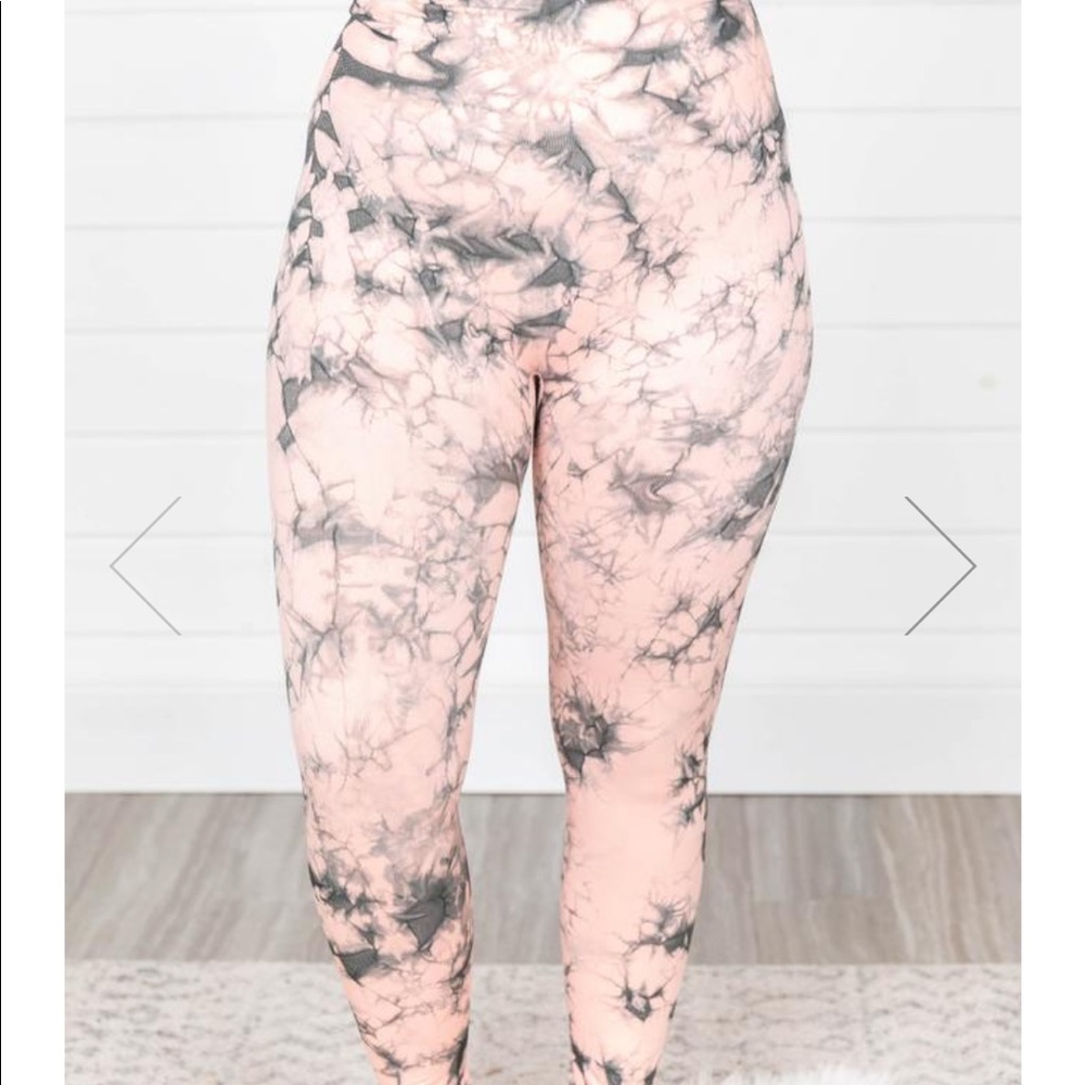 Pink Lily Jumping for Joy Tie Dye Leggings